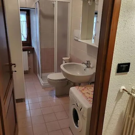 Lo Paille De Pierre